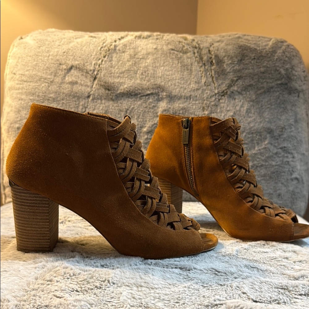 Michael Kors Women's Tan Peep-Toe Ankle Boots Size 9